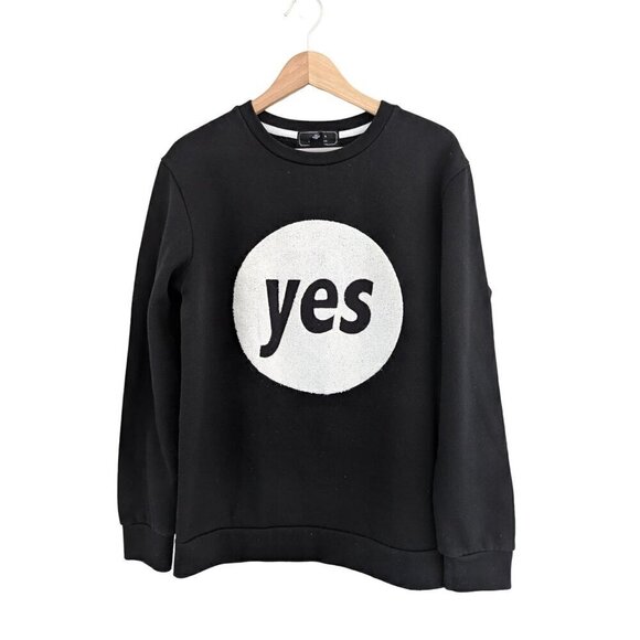21 Men Forever 21 Embroidered "Yes" Black Pullover Sweatshirt Size M - Picture 1 of 6